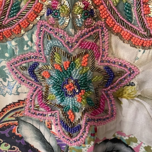 Soft Surroundings Beaded Floral soft flowy Tunic size Small - Picture 5 of 9